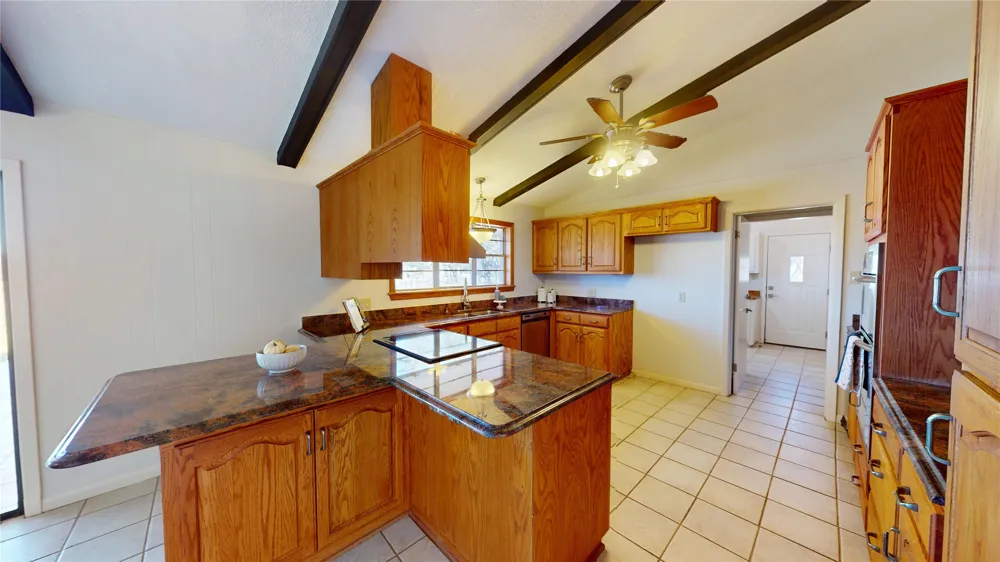 1124 W 6th Brady, TX 76825