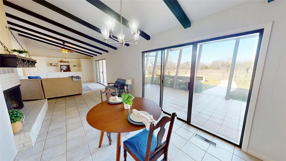 1124 W 6th Brady, TX 76825