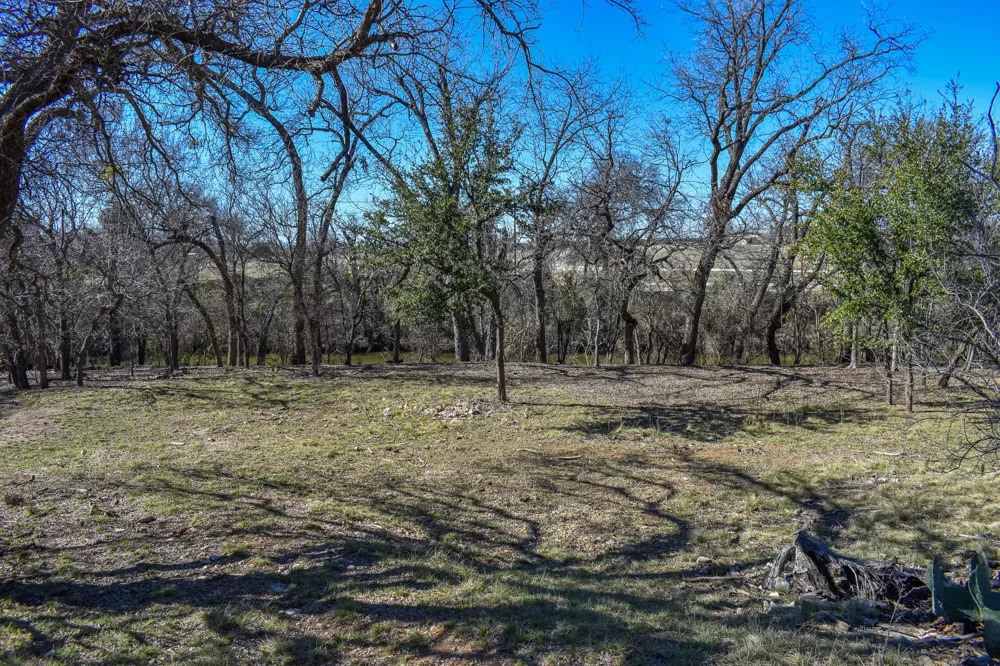 1124 W 6th Brady, TX 76825