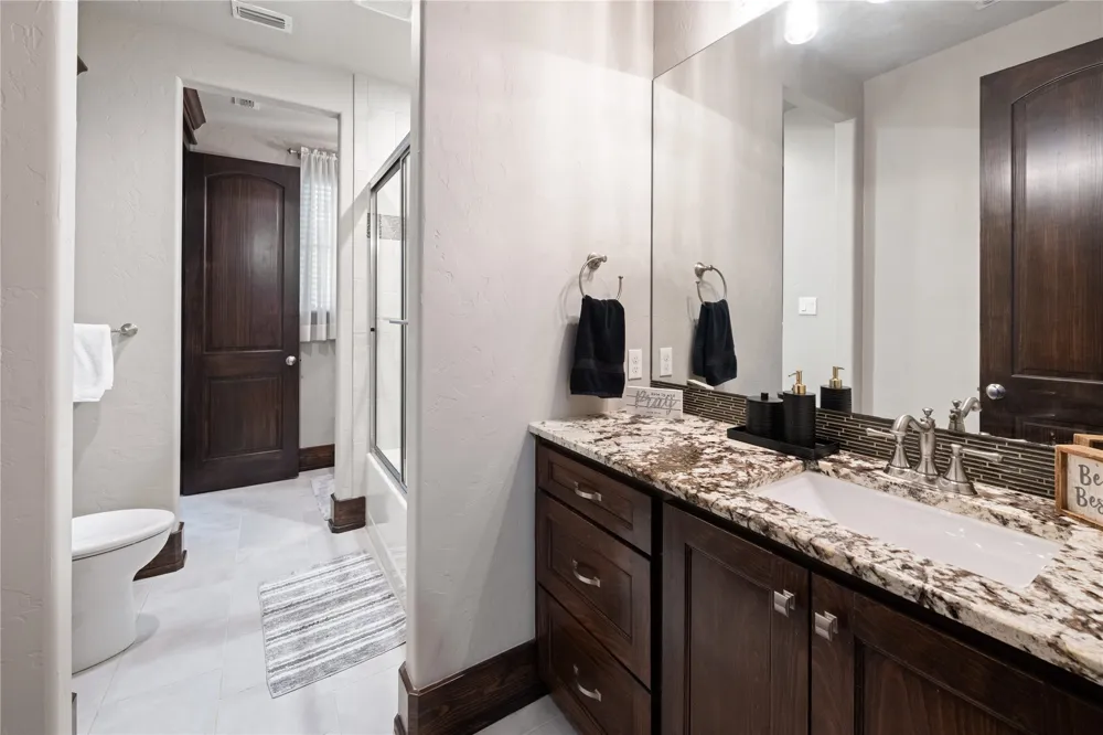 4002 Shadow Ridge Lane Longview, TX 75605