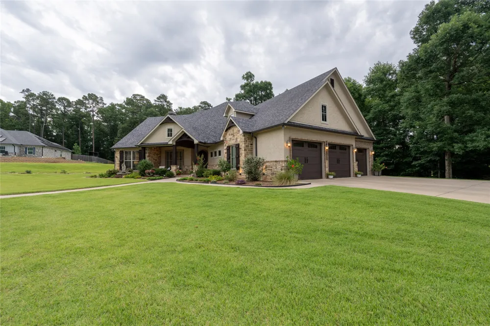 4002 Shadow Ridge Lane Longview, TX 75605