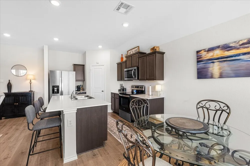 2914 Baldwin Lane Ennis, TX 75119