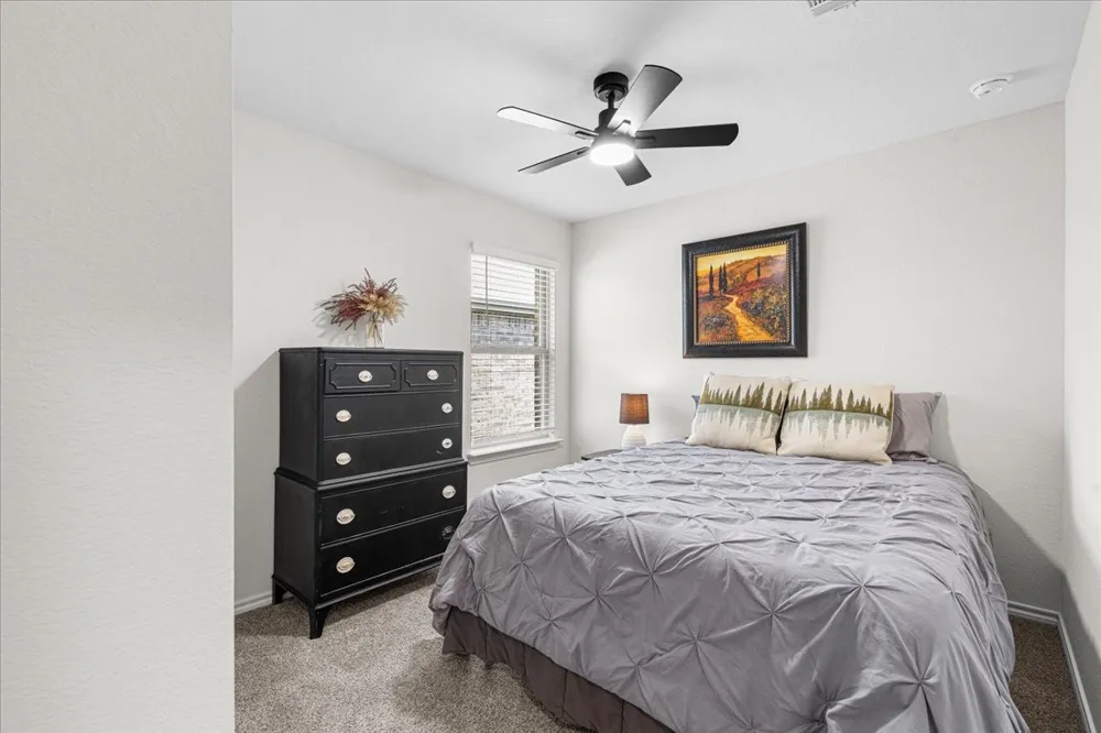2914 Baldwin Lane Ennis, TX 75119