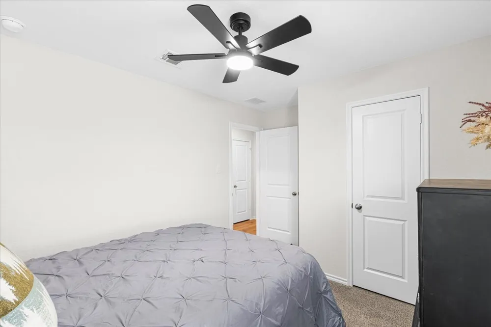 2914 Baldwin Lane Ennis, TX 75119