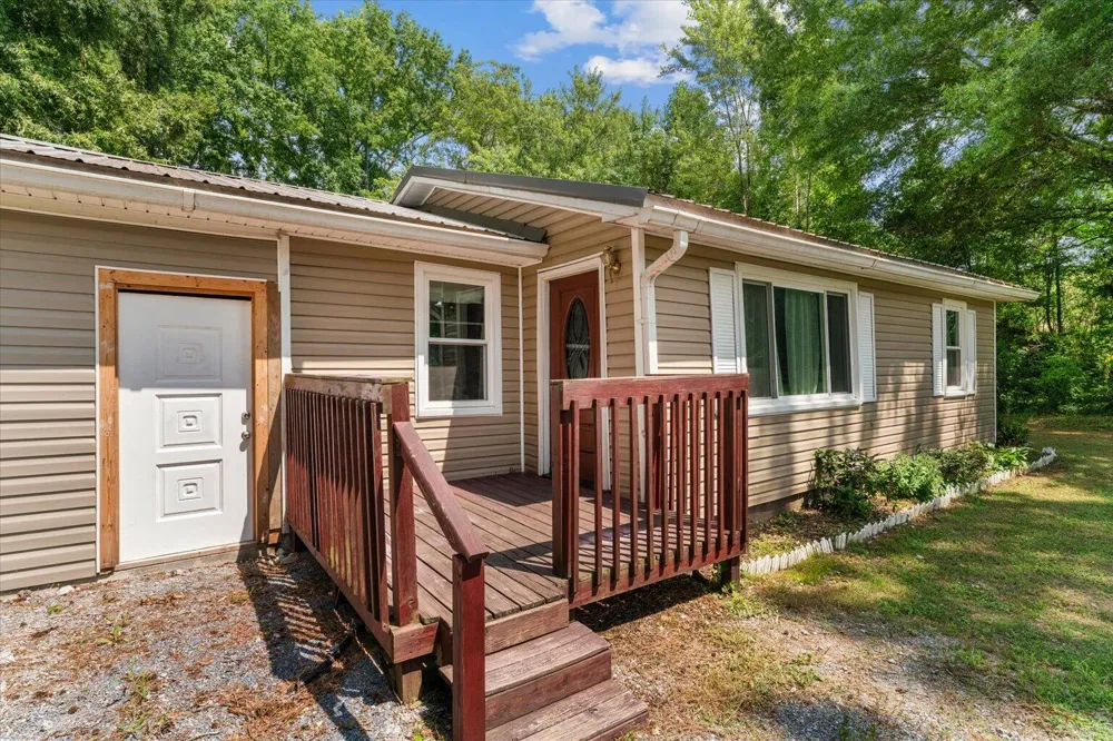 163 Ben Putnam Road Resaca, GA 30735