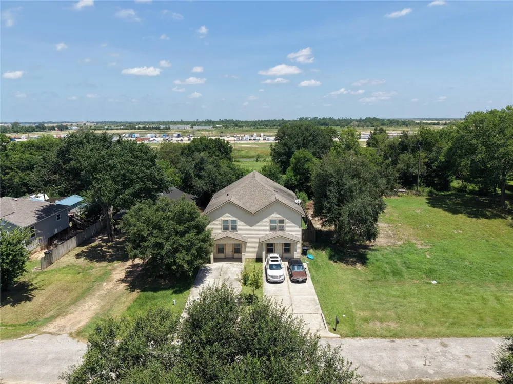 3986 Avenue B #A Brookshire, TX 77423