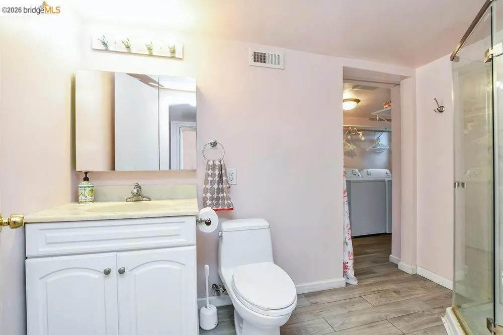 6606 Hagen BLVD El Cerrito, CA 94530