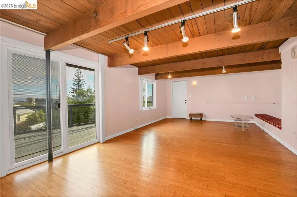 6606 Hagen BLVD El Cerrito, CA 94530