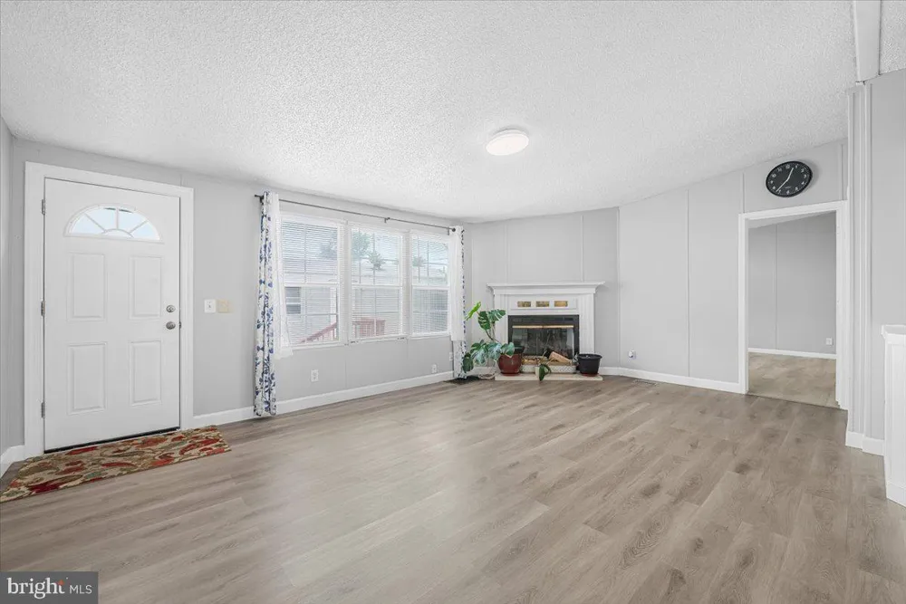 13 MIDWAY AVENUE Laurel, MD 20723
