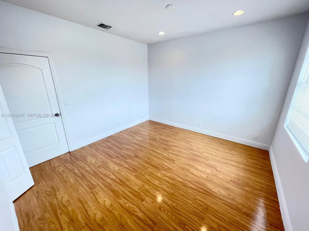 2307 Washington St #4 Hollywood, FL 33020