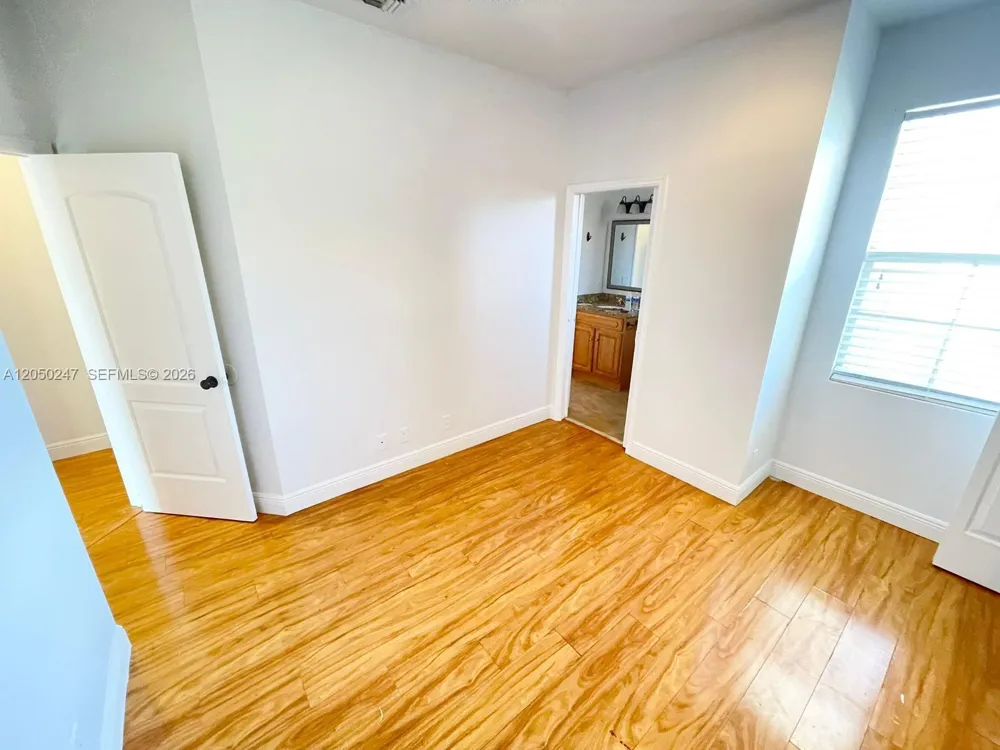 2307 Washington St #4 Hollywood, FL 33020
