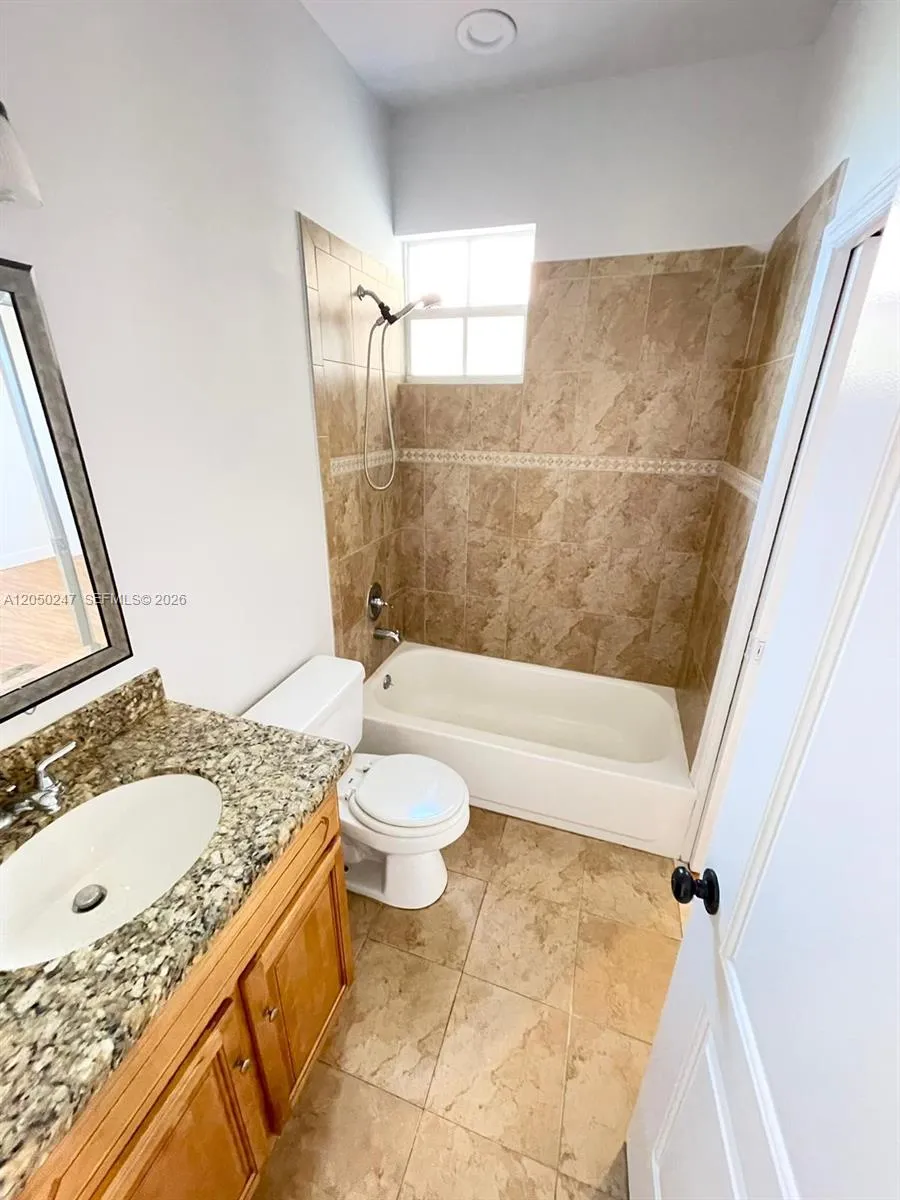 2307 Washington St #4 Hollywood, FL 33020