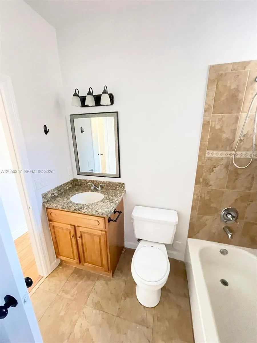 2307 Washington St #4 Hollywood, FL 33020