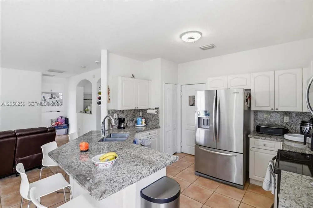 14623 SW 11th St Miami, FL 33184