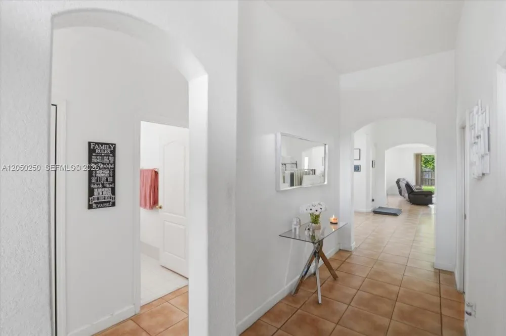 14623 SW 11th St Miami, FL 33184
