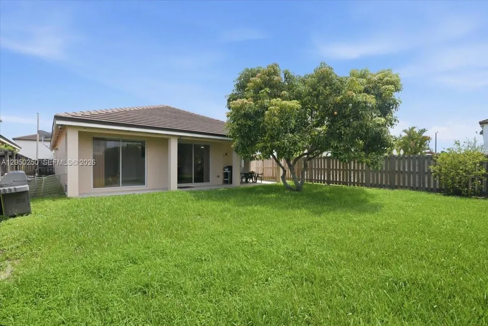 14623 SW 11th St Miami, FL 33184