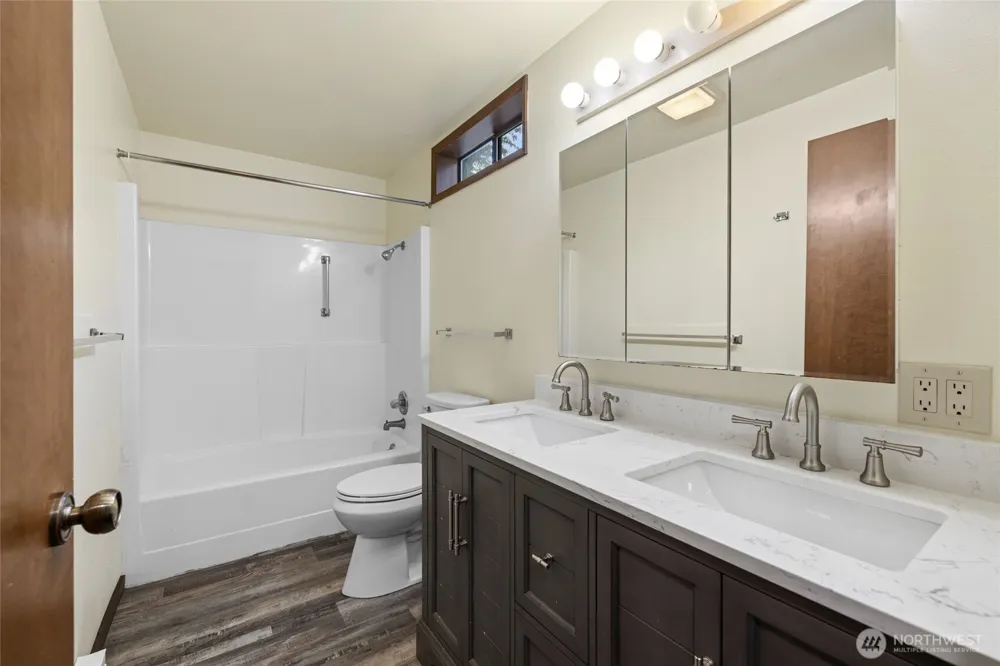 22850 Little Mountain Road Mount Vernon, WA 98274
