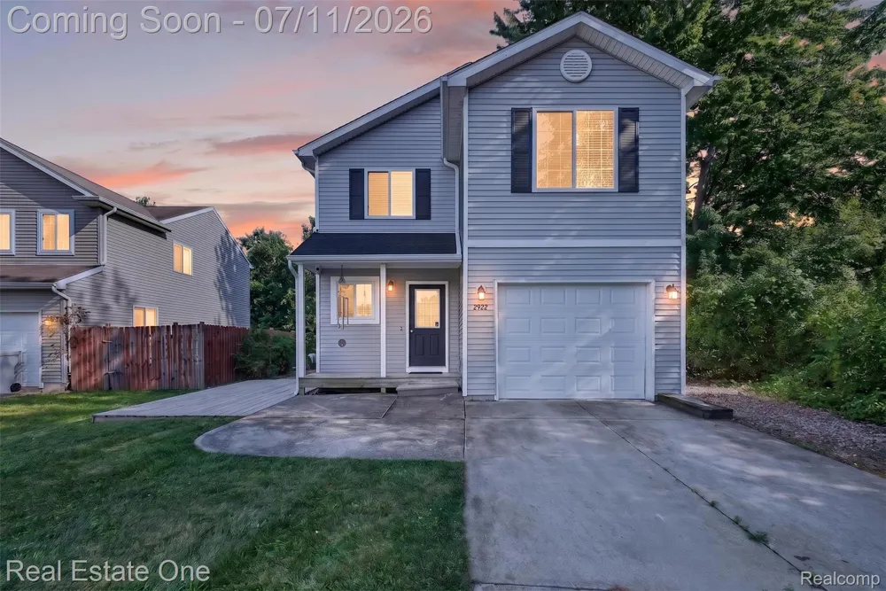8923 Ash Drive Northfield Township, MI 48189