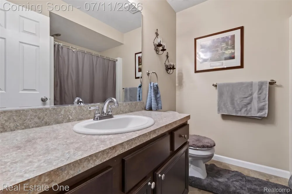 8923 Ash Drive Northfield Township, MI 48189
