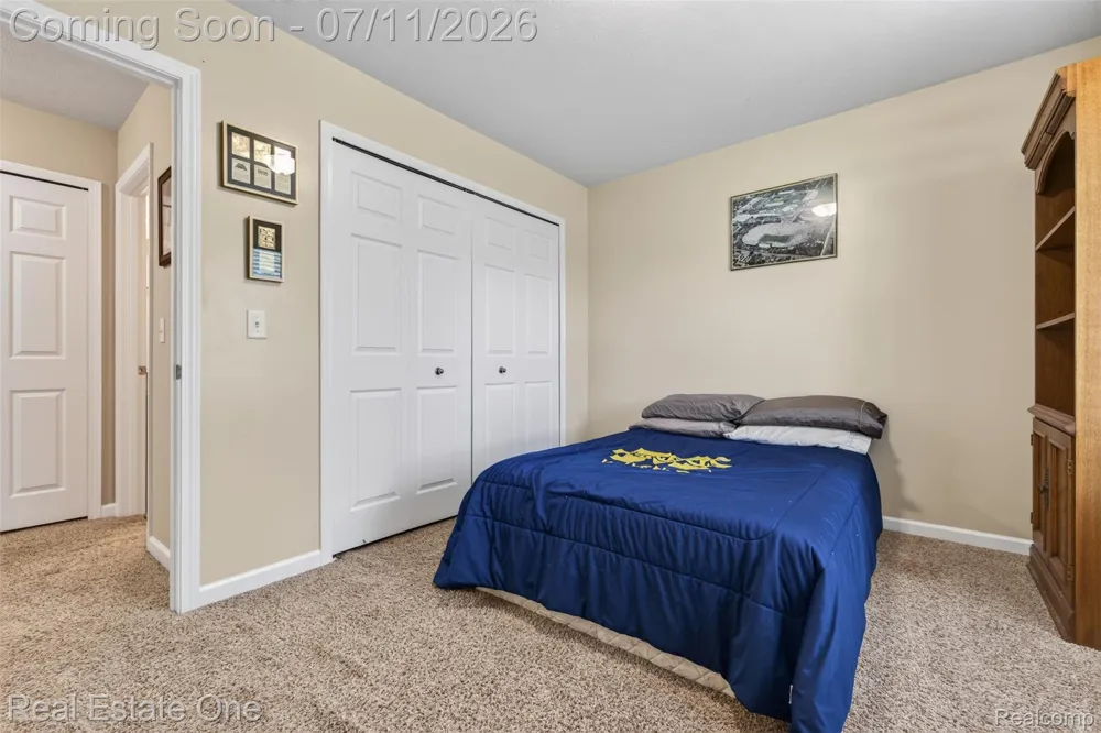 8923 Ash Drive Northfield Township, MI 48189