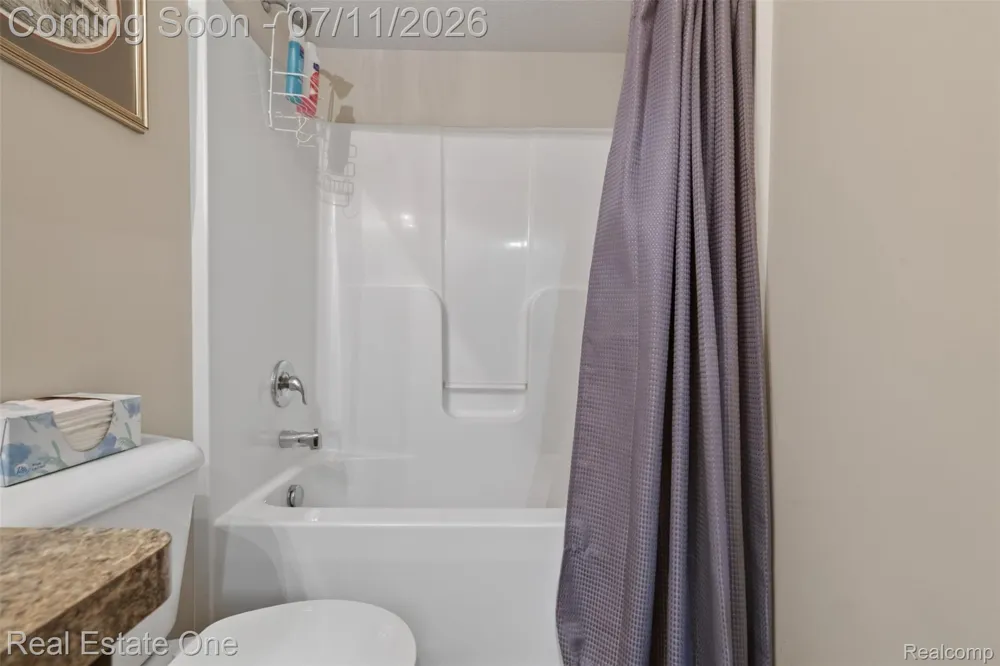 8923 Ash Drive Northfield Township, MI 48189