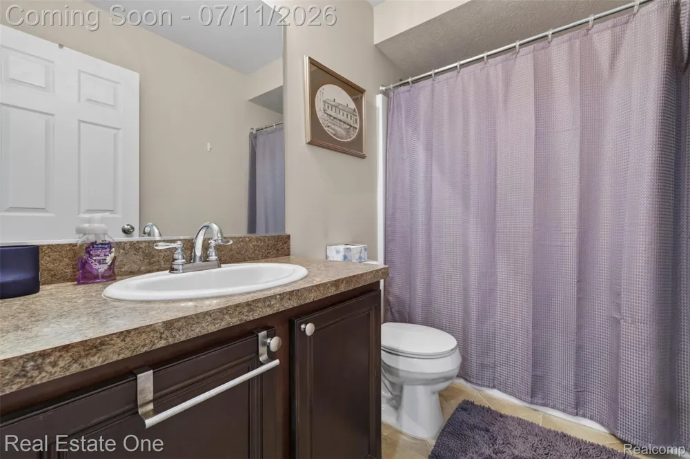 8923 Ash Drive Northfield Township, MI 48189