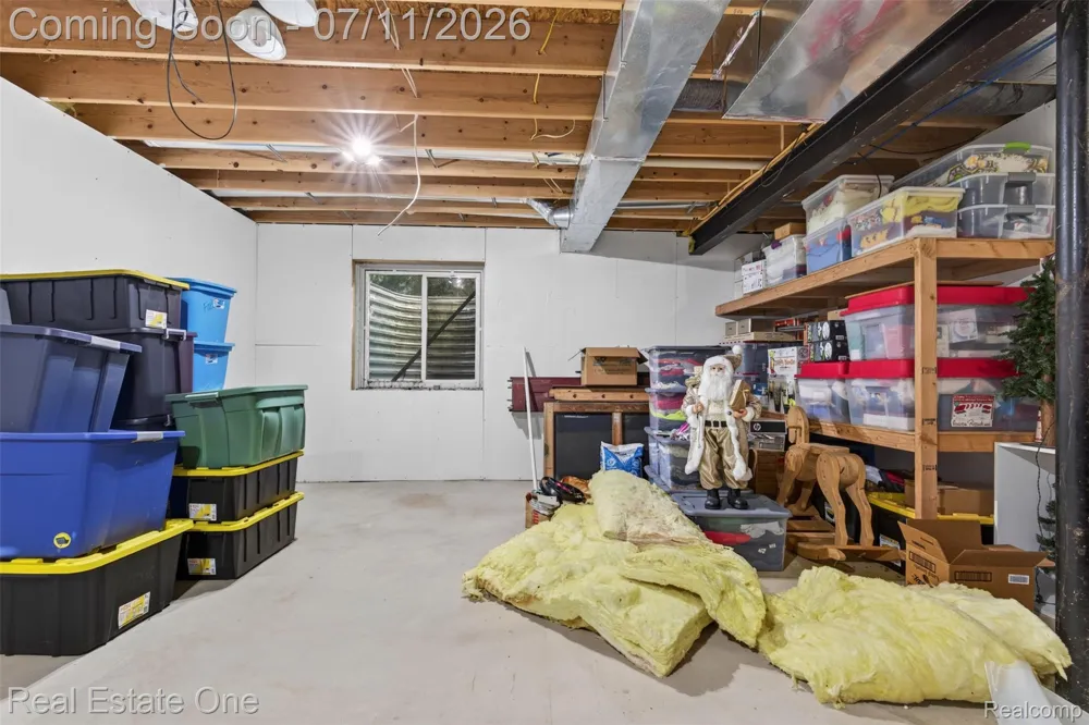 8923 Ash Drive Northfield Township, MI 48189