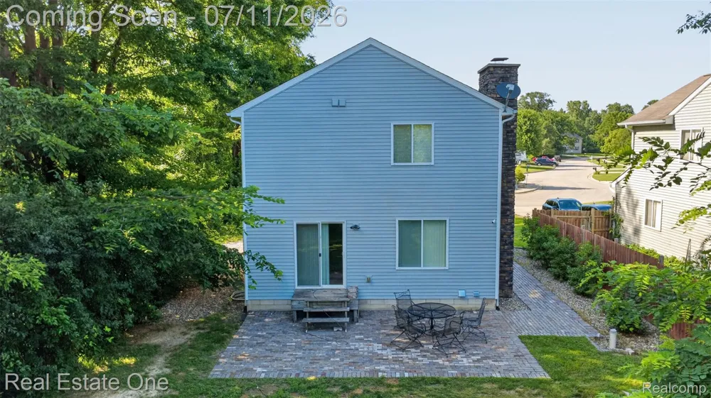 8923 Ash Drive Northfield Township, MI 48189