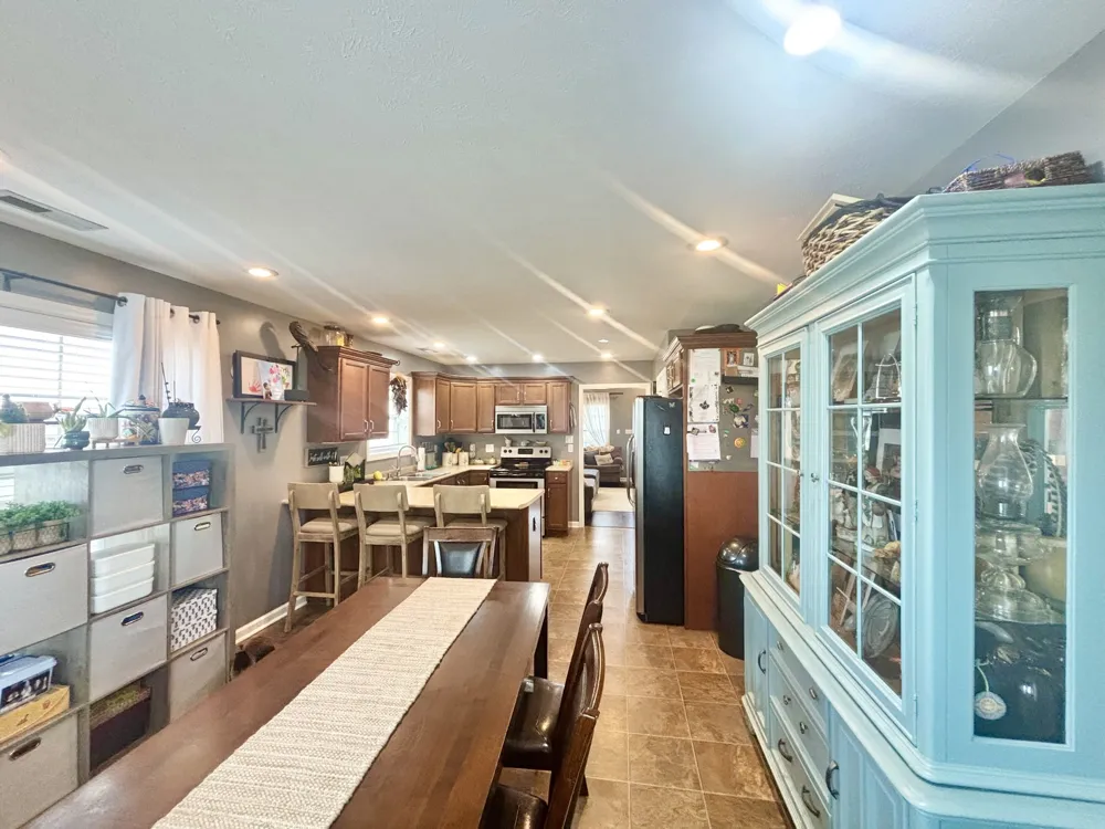 102 Saddlebrooke Court Hopkinsville, KY 42240