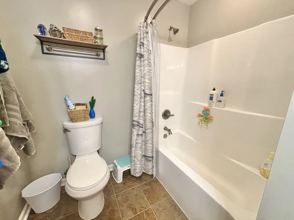 102 Saddlebrooke Court Hopkinsville, KY 42240