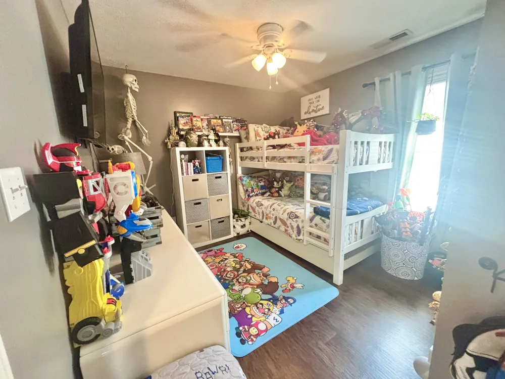 102 Saddlebrooke Court Hopkinsville, KY 42240