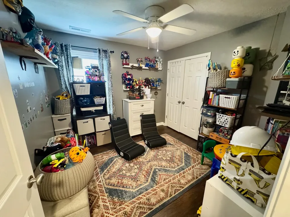 102 Saddlebrooke Court Hopkinsville, KY 42240