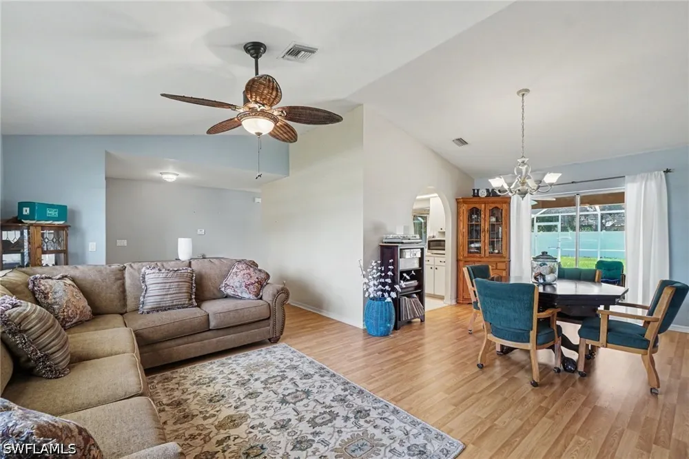 SE 21st Terrace Cape Coral, FL 33990