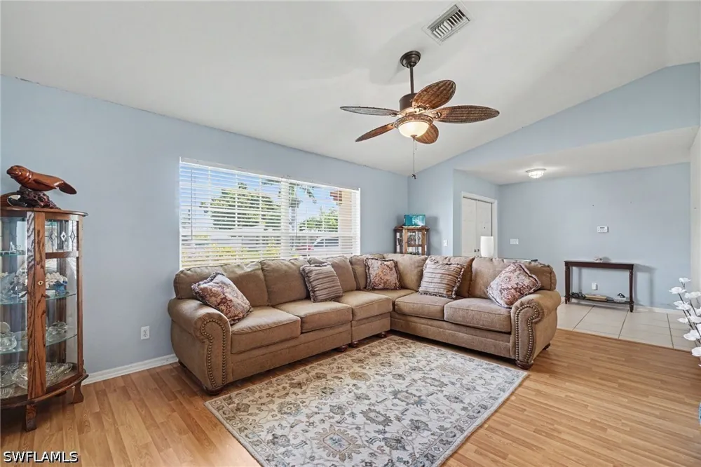 SE 21st Terrace Cape Coral, FL 33990