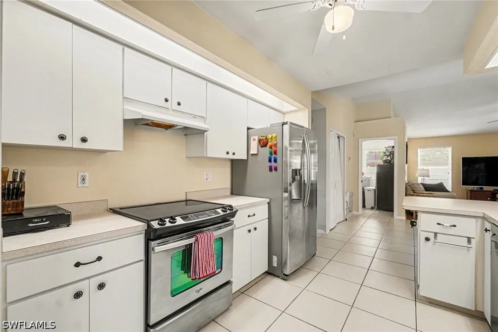 SE 21st Terrace Cape Coral, FL 33990
