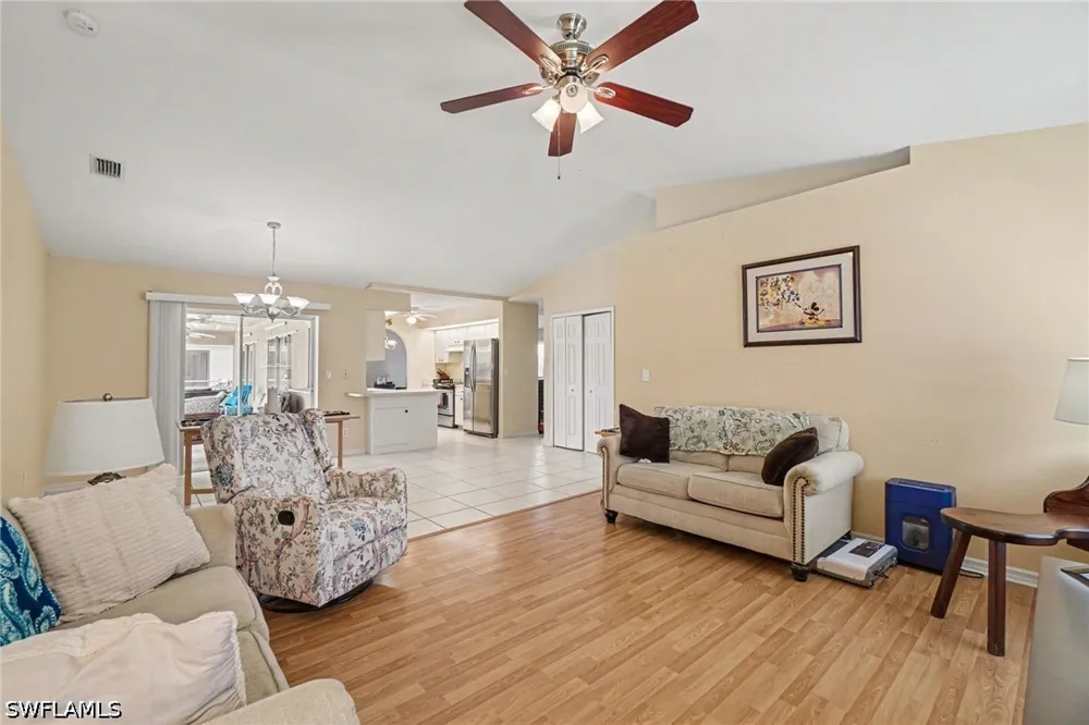 SE 21st Terrace Cape Coral, FL 33990