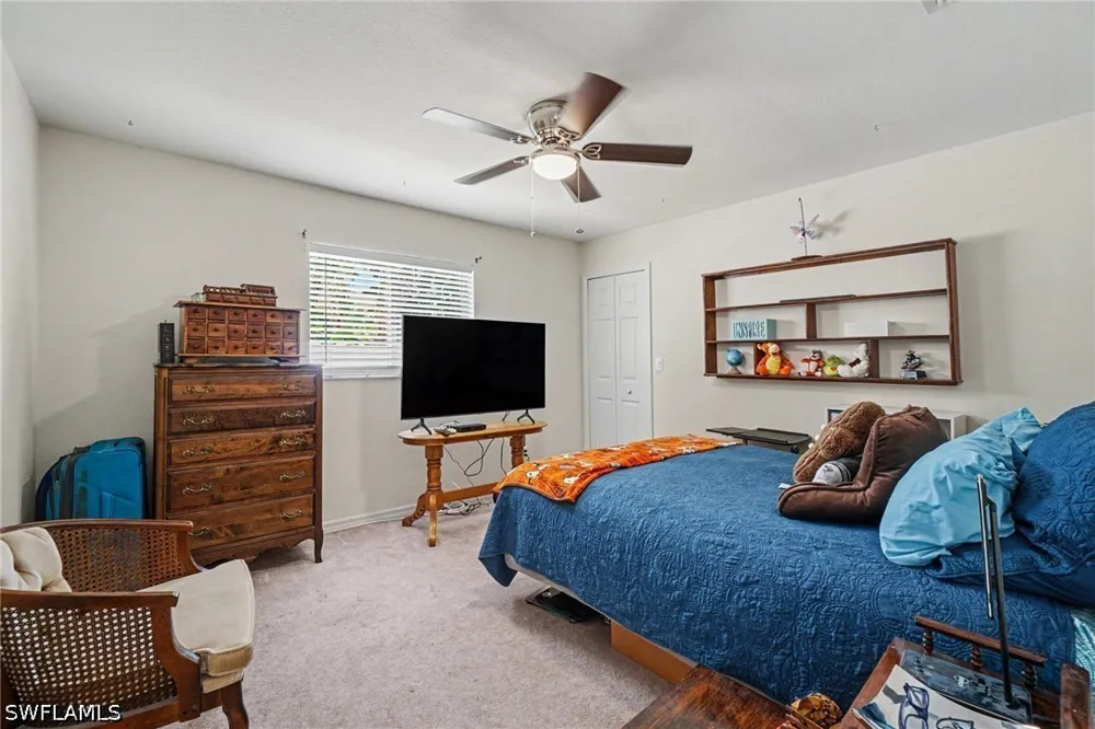 SE 21st Terrace Cape Coral, FL 33990