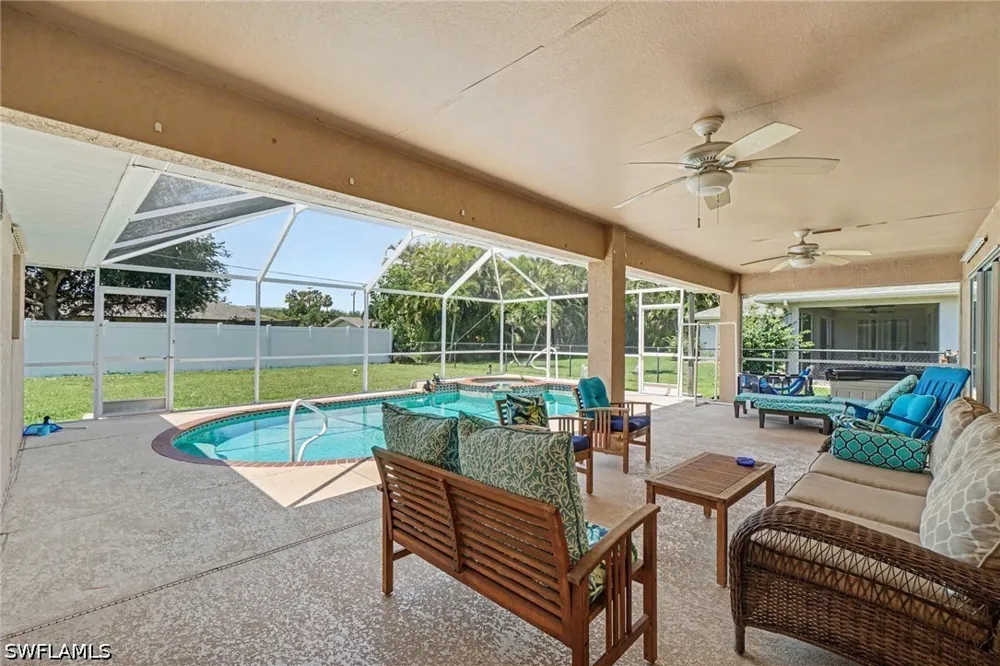 SE 21st Terrace Cape Coral, FL 33990