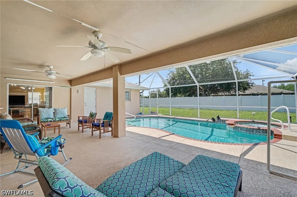 SE 21st Terrace Cape Coral, FL 33990