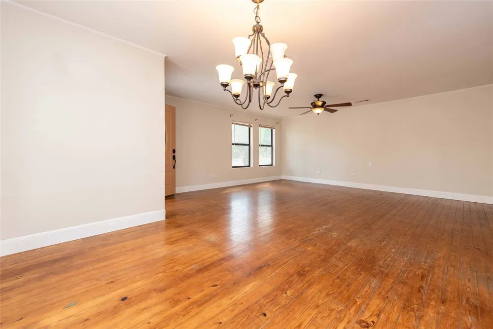 406 Lexington Road #1 Elgin, TX 78621