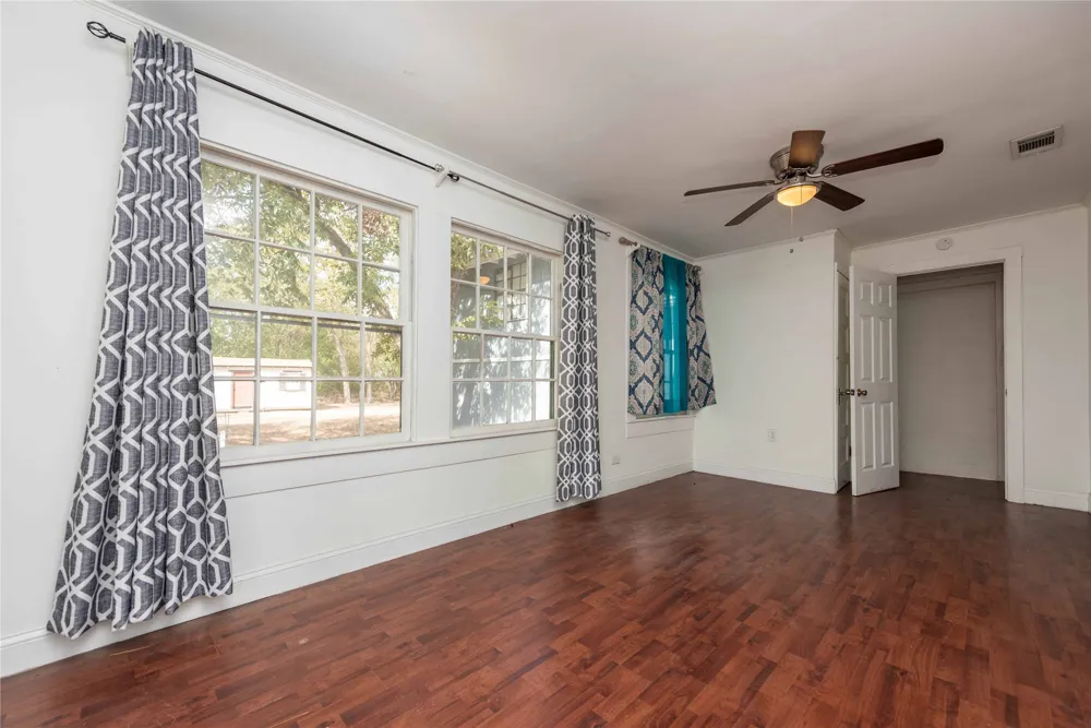 406 Lexington Road #1 Elgin, TX 78621