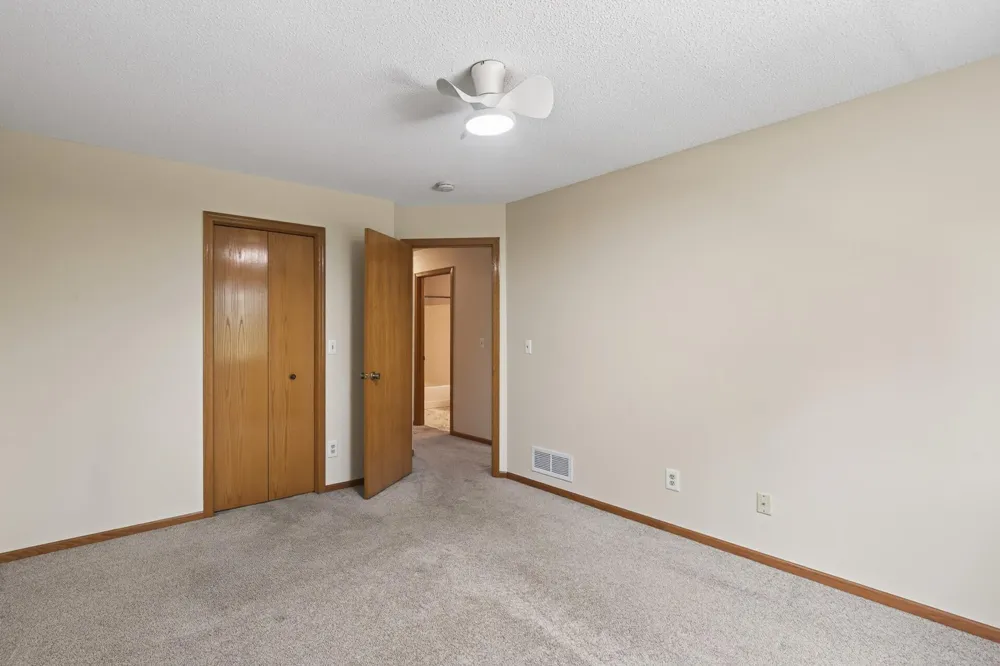 985 106th Lane NW #54 Coon Rapids, MN 55433
