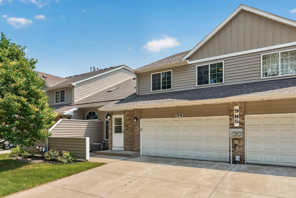 985 106th Lane NW #54 Coon Rapids, MN 55433