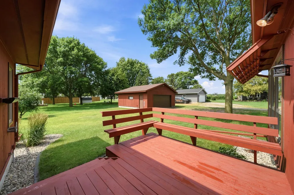 1017 9th Street Gaylord, MN 55334