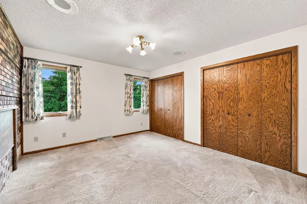 1017 9th Street Gaylord, MN 55334