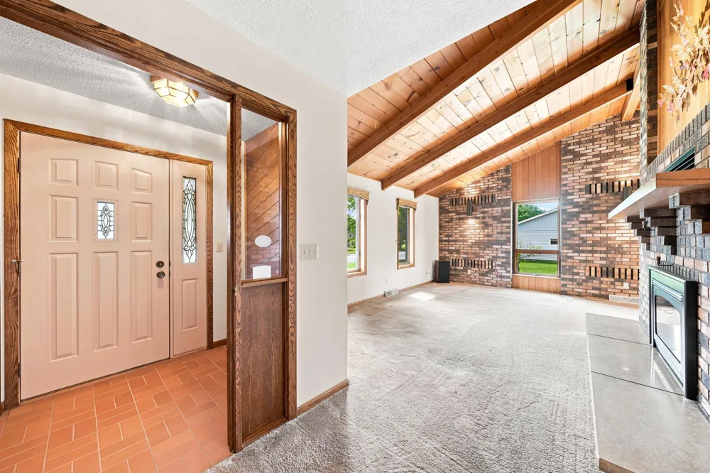 1017 9th Street Gaylord, MN 55334