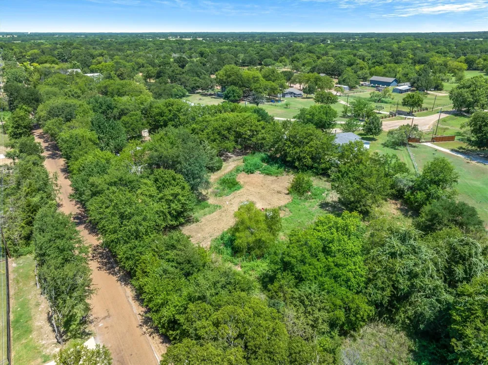 10604 CR 360 Terrell, TX 75161
