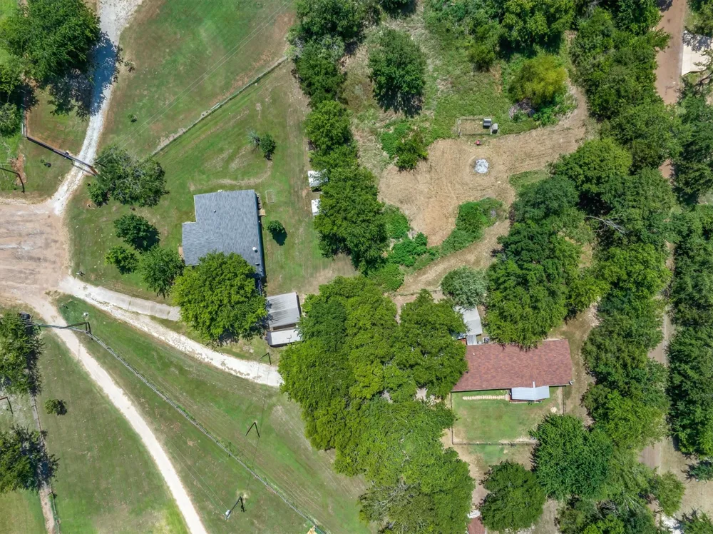 10604 CR 360 Terrell, TX 75161