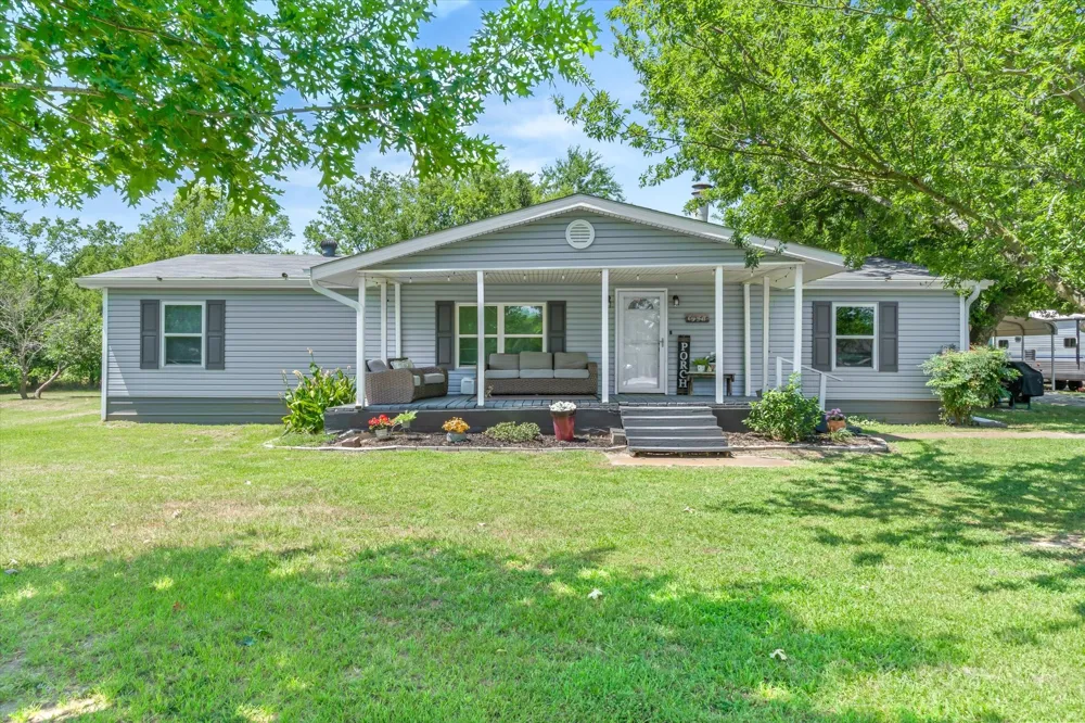 10604 CR 360 Terrell, TX 75161