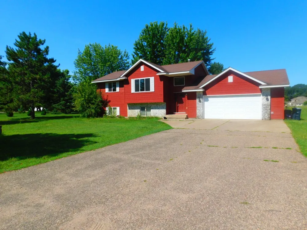20042 Wild Rice Drive NE Wyoming, MN 55092